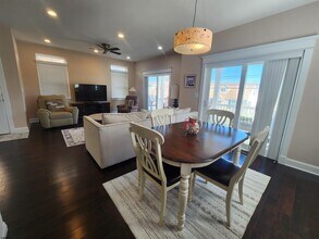 16 N Decatur Ave in Margate City, NJ - Building Photo - Building Photo