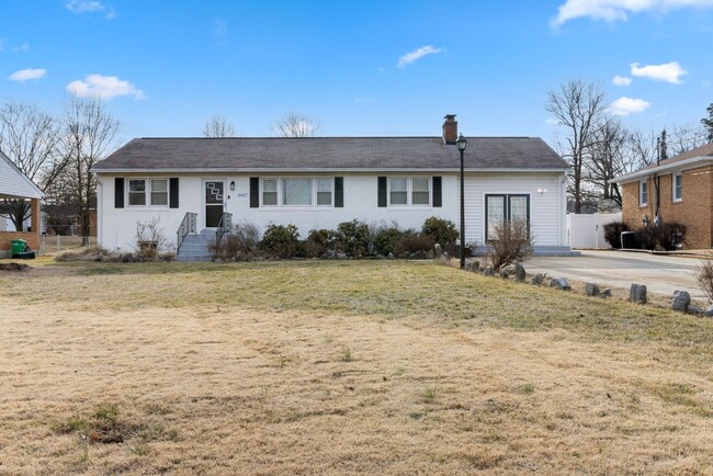 property at 6607 Napoli Rd