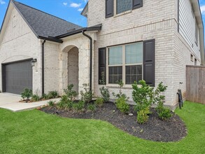4414 Wild Flora Wy in Baytown, TX - Building Photo - Building Photo