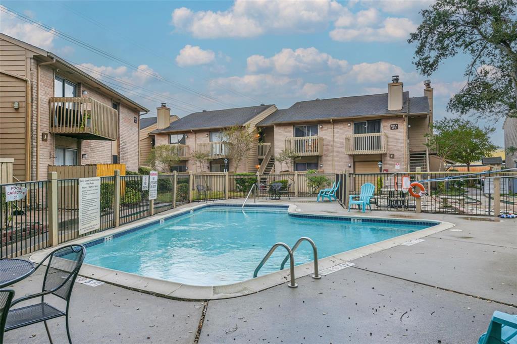 4747 Allendale Rd in Houston, TX - Building Photo