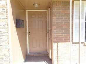 4002 Cloverbrook Dr in Houston, TX - Building Photo - Building Photo