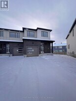 1028 Ventus Wy in Ottawa, ON - Building Photo