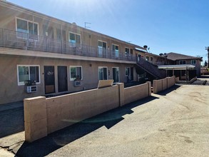 Ranch House Apartments in Arcadia, CA - Foto de edificio - Other