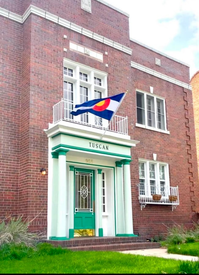 property at 955 N Washington St