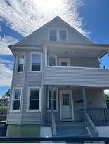 69 Bennett St in Bridgeport, CT - Building Photo