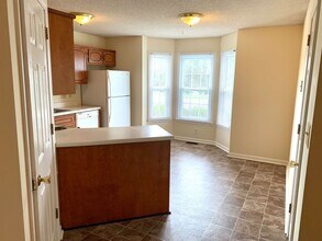 268 Moncrest Dr in Clarksville, TN - Building Photo - Building Photo