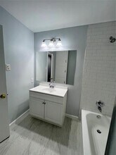 1131 Kris St in Irving, TX - Building Photo - Building Photo