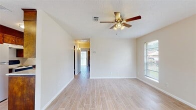 815 Llano Pl in College Station, TX - Building Photo - Building Photo