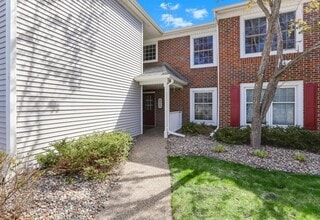 10943 Sumter Ave S in Minneapolis, MN - Building Photo - Building Photo