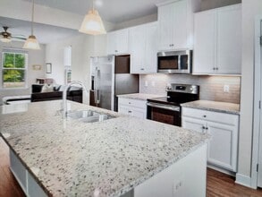 3514 Steamer Dr in Keswick, VA - Building Photo - Building Photo