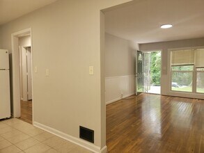 1854 Evans Dr SW in Atlanta, GA - Building Photo - Building Photo