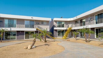 Willow Glen Apartments in San Diego, CA - Building Photo