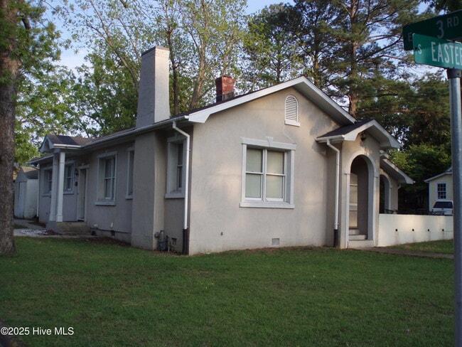 301 S Eastern St in Greenville, NC - Building Photo - Building Photo