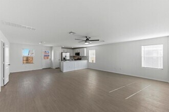 385 Keefer in Kyle, TX - Building Photo - Building Photo