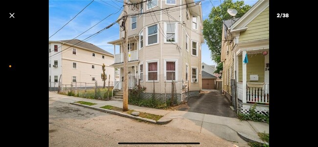 10 Mount Vernon St, Unit 2