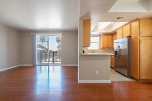 OSM USC Housing in Los Angeles, CA - Building Photo
