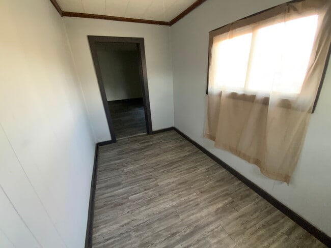 12 S Beard St in Danville, IL - Building Photo - Building Photo