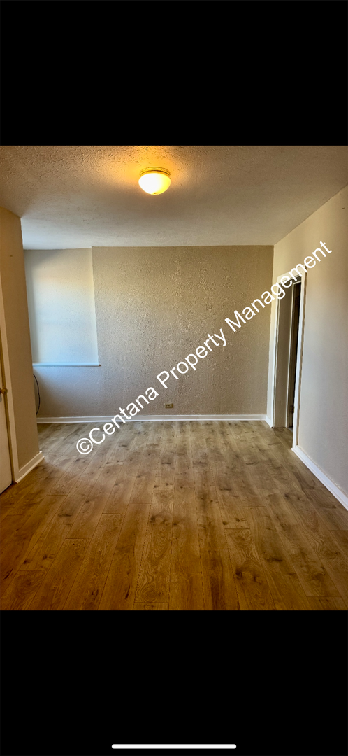 property at 614 W Park St