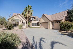 12746 W Colter St in Litchfield Park, AZ - Building Photo