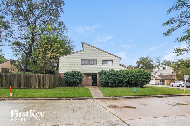 property at 17803 S Cypress Villas Dr