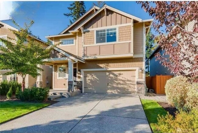 property at 3215 170th Pl SE