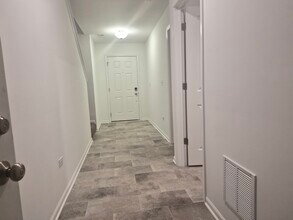 4391 Chelsea Mnr Cir in Aurora, IL - Building Photo - Building Photo