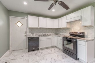 1803 Allen St in Greensboro, NC - Building Photo - Building Photo