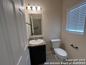 8703 Azul Sky Ct in Converse, TX - Foto de edificio - Building Photo