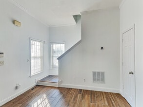 333 Fletcher St SW in Atlanta, GA - Foto de edificio - Building Photo