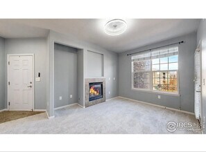 1465 Blue Sky Cir in Erie, CO - Foto de edificio - Building Photo