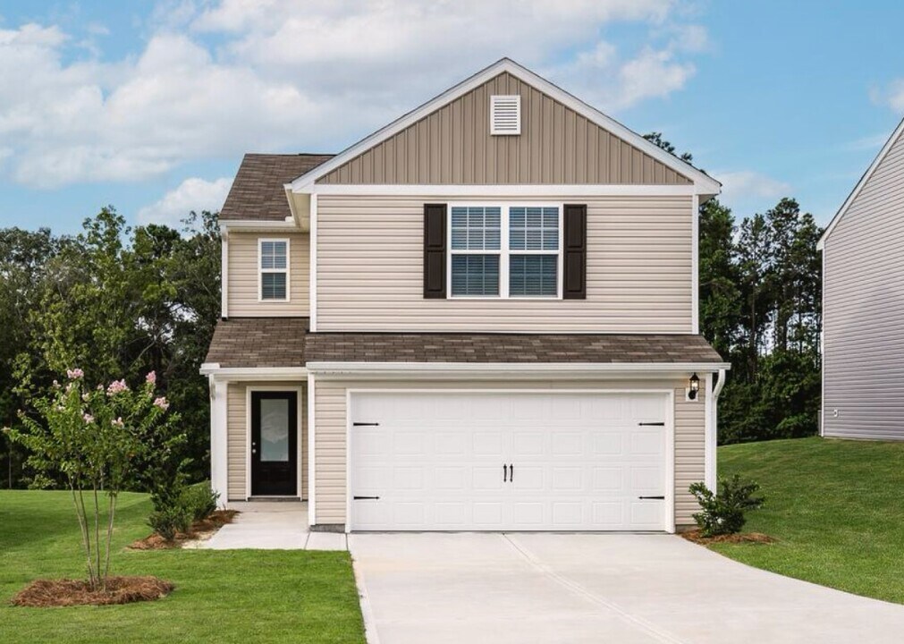 1032 Peaceful Fawn Dr in Elgin, SC - Building Photo