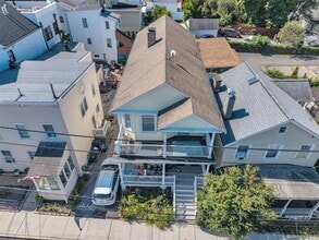 28 W Elizabeth St in Tarrytown, NY - Foto de edificio - Building Photo