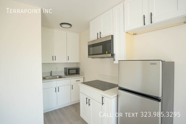 825 W 167th St-Unit -1 in Gardena, CA - Building Photo - Building Photo