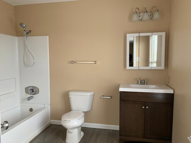 3753 Candlebluff Dr in San Antonio, TX - Building Photo - Building Photo