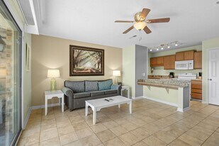 203 Double Eagle Dr in Surfside Beach, SC - Building Photo