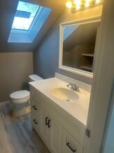 63 Haddon Ave, Unit 63 Haddon Ave #2 in Falmouth, MA - Foto de edificio - Building Photo