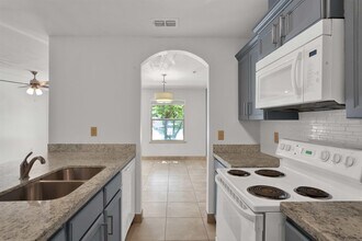 7607 King Arthurs Ct in Laredo, TX - Building Photo - Building Photo