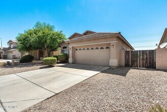 322 S 120th Ave in Avondale, AZ - Building Photo - Building Photo
