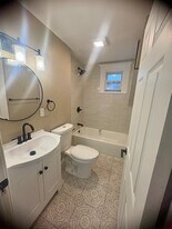 89 Linnmoore St, Unit 3rd fl. in Hartford, CT - Building Photo