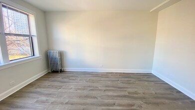 841 W Sheridan Rd in Chicago, IL - Building Photo - Building Photo