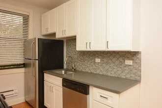2322 N Rockwell St in Chicago, IL - Building Photo - Building Photo