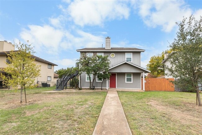 2107 Conestoga Trail in Austin, TX - Building Photo - Building Photo