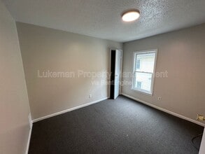 1016 E Stockbridge Ave in Kalamazoo, MI - Building Photo - Building Photo