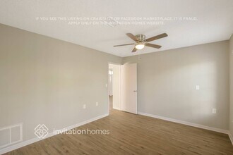 10841 Teer Ln in Port Richey, FL - Building Photo - Building Photo