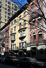 319 W 100th St in New York, NY - Building Photo - Building Photo