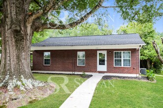 2400 Williams Ave in High Point, NC - Building Photo - Building Photo