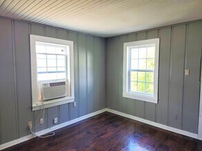 975 Center St in Beaumont, TX - Building Photo - Building Photo