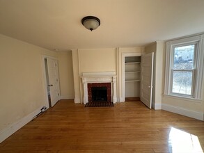 56 Murdock St, Unit 1 in Boston, MA - Building Photo - Building Photo