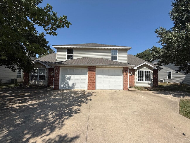 property at 1707 Hanover Blvd