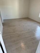 608 Kleinart Dr in Lehigh Acres, FL - Building Photo - Building Photo